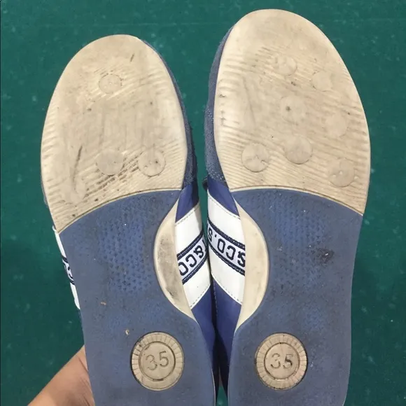 👟 Girls All Leather European Sneakers size 35