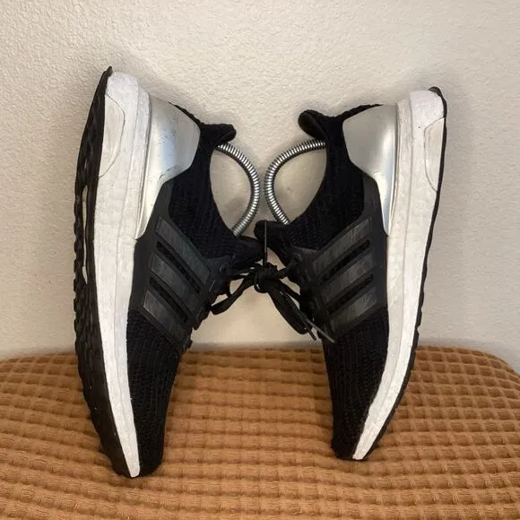 adidas UltraBoost DNA 4 Sz Mens 6.5 Women's 8 Black Silver Metallic Silver Shoes