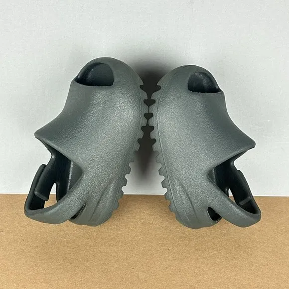 Adidas Yeezy Slide Infant Sandals Kids 5K Gray Hook and Loop Closure