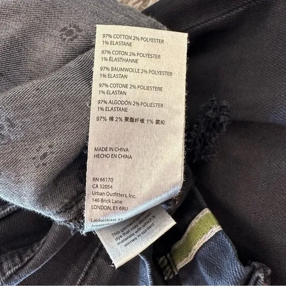 Anthropologie Pilcro The Heritage Boyfriend Distressed Jeans