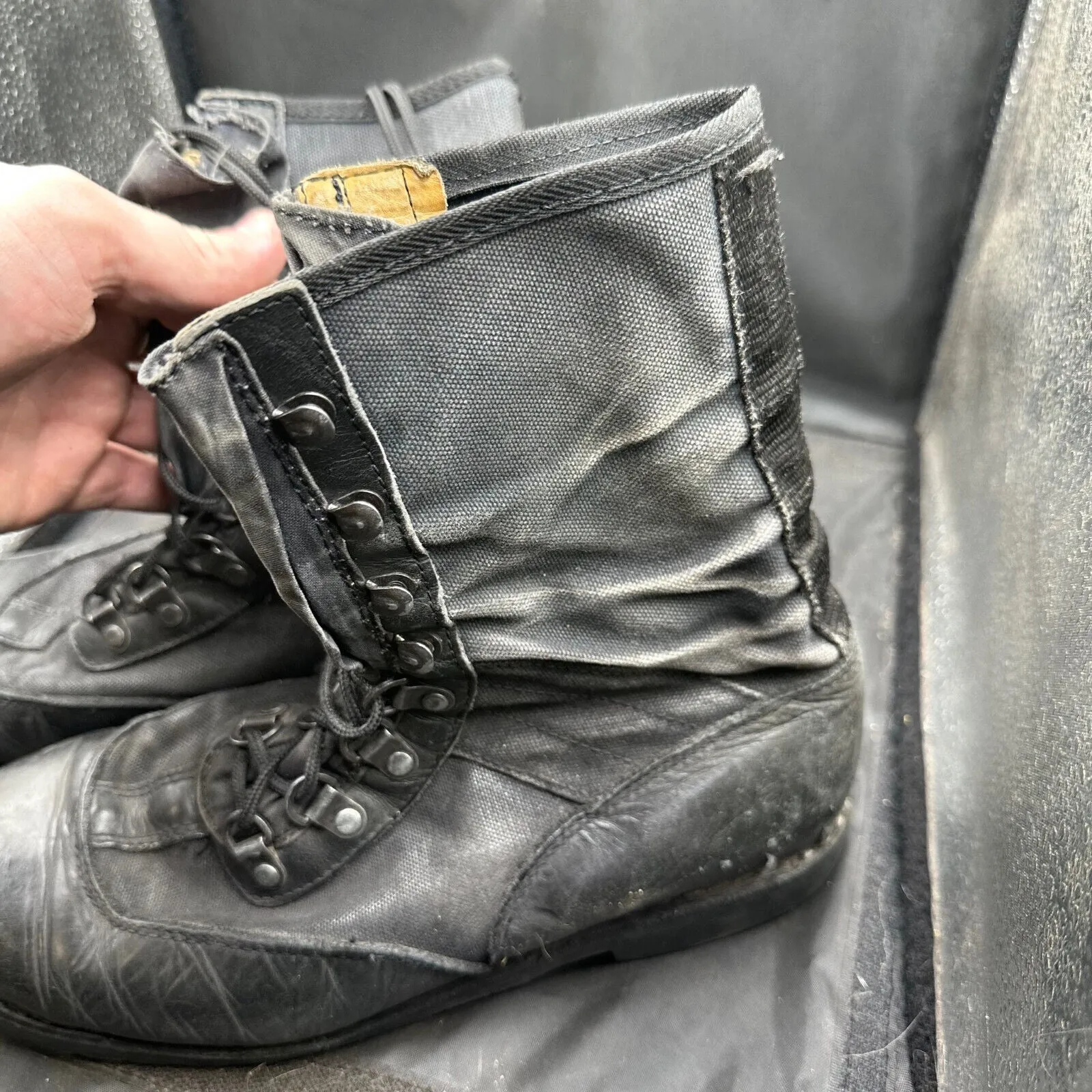 Army Black Leather High Top Combat Boots - Size EU 44 - UK 9.5