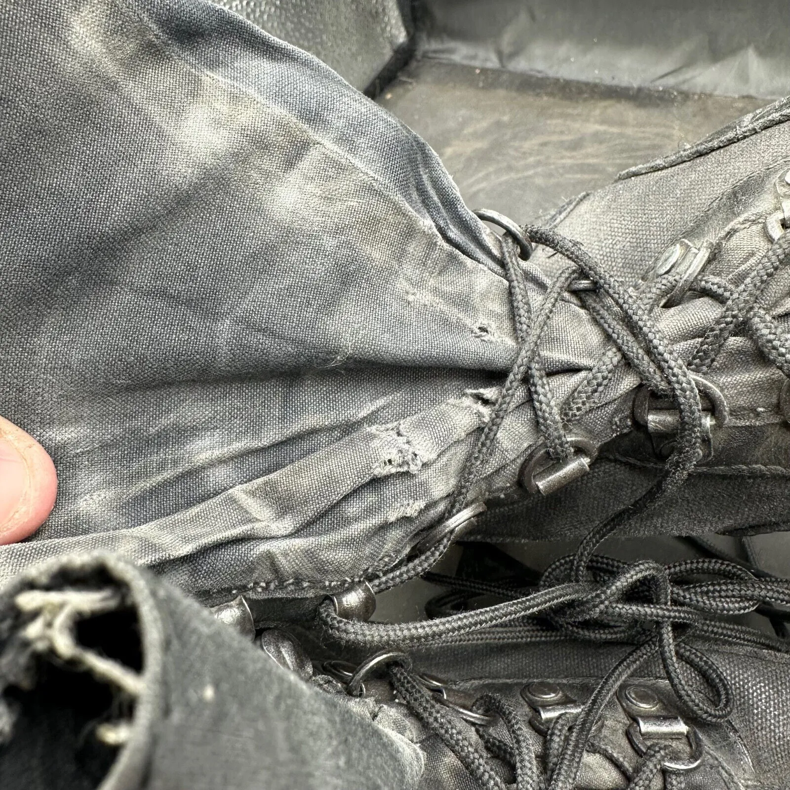 Army Black Leather High Top Combat Boots - Size EU 44 - UK 9.5