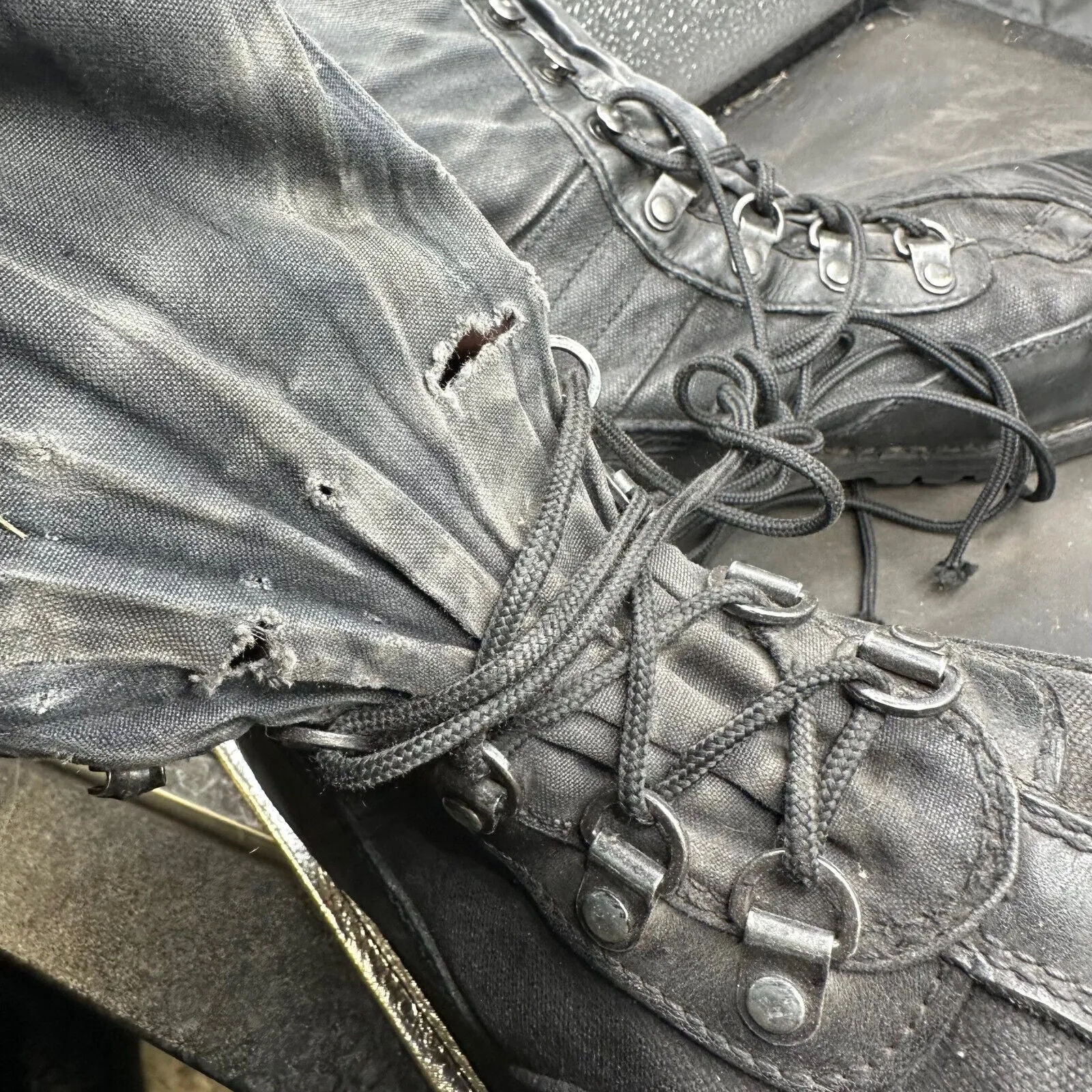 Army Black Leather High Top Combat Boots - Size EU 44 - UK 9.5