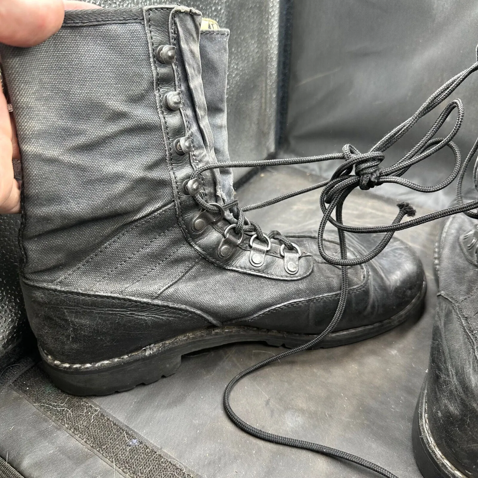 Army Black Leather High Top Combat Boots - Size EU 44 - UK 9.5