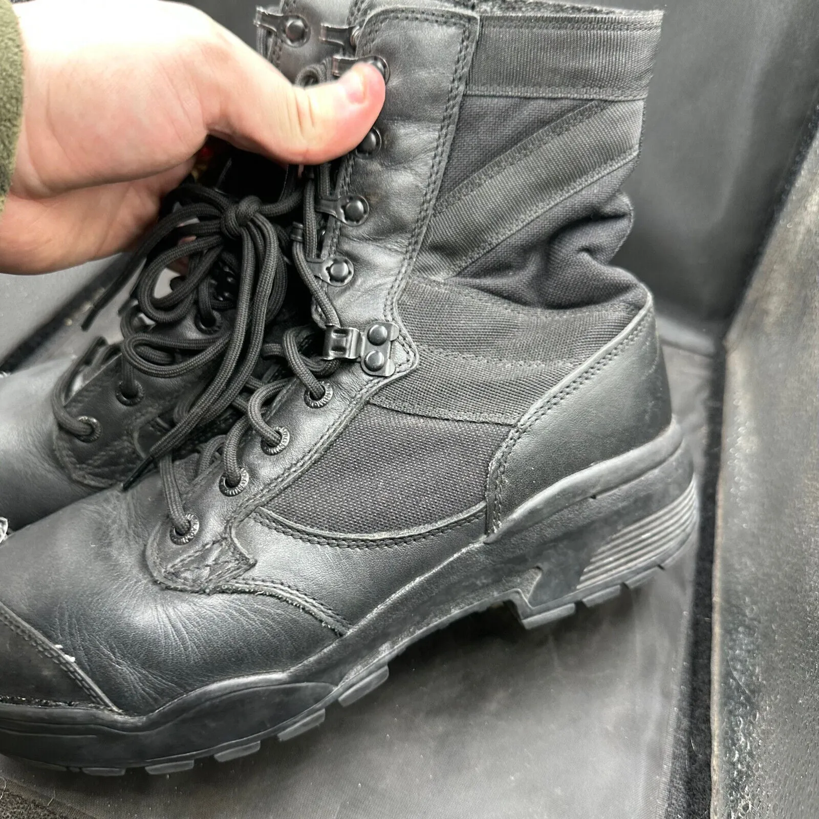 Army Black Leather High Top Magnum Combat Boots - Size EU 39 - UK 6