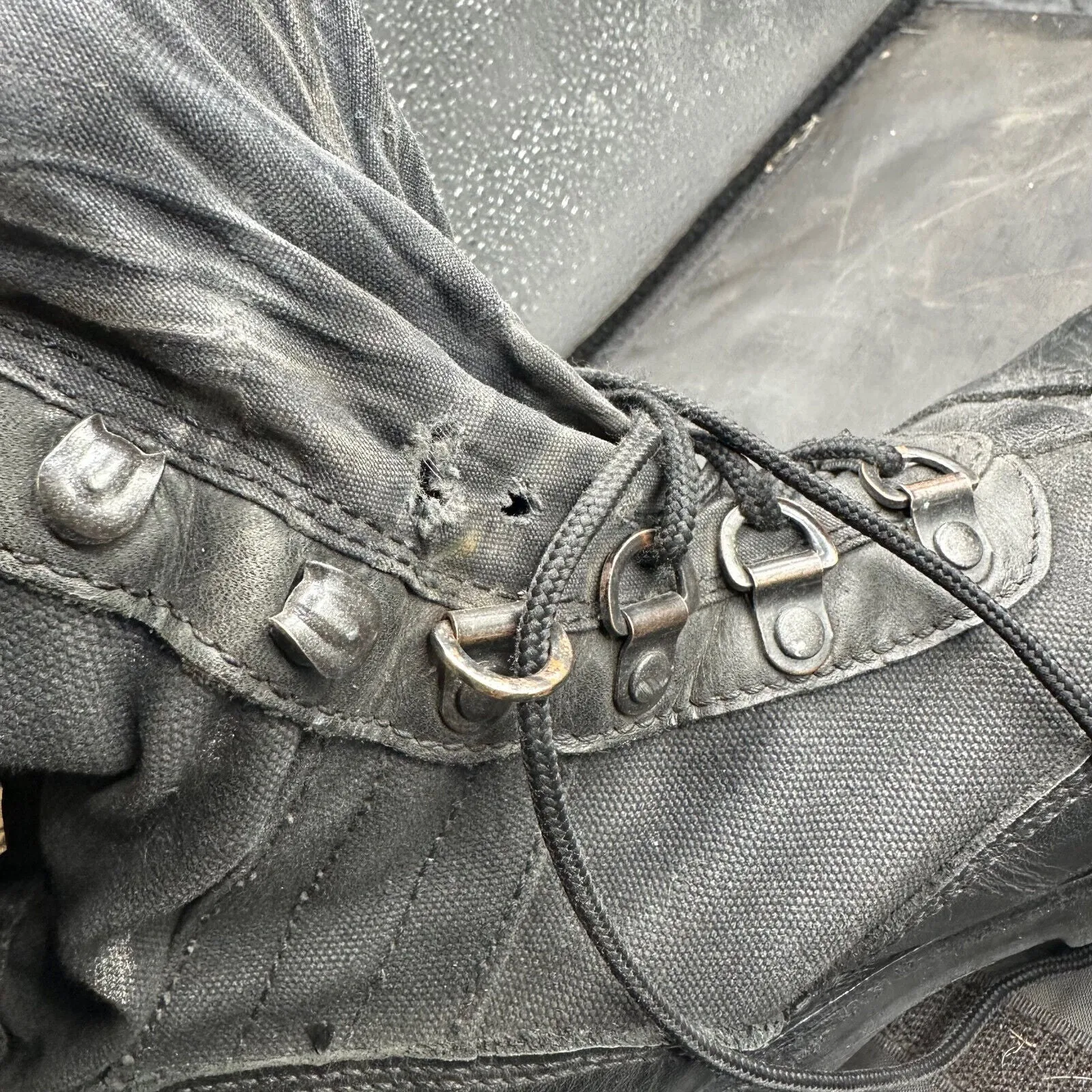 Army Black Leather High Top Magnum Combat Boots - Size EU 45 - UK 10
