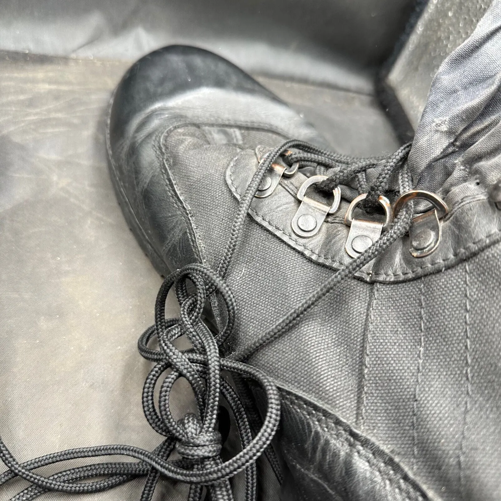 Army Black Leather High Top Magnum Combat Boots - Size EU 45 - UK 10