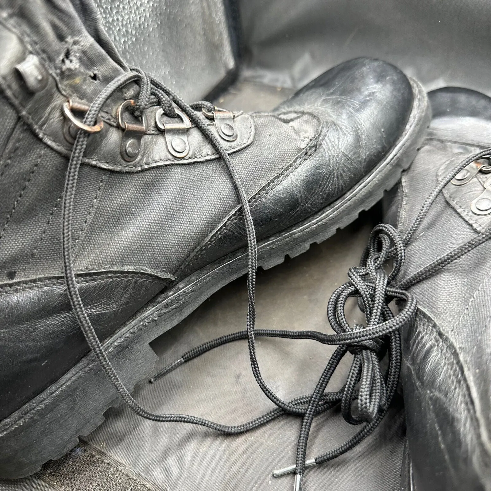 Army Black Leather High Top Magnum Combat Boots - Size EU 45 - UK 10