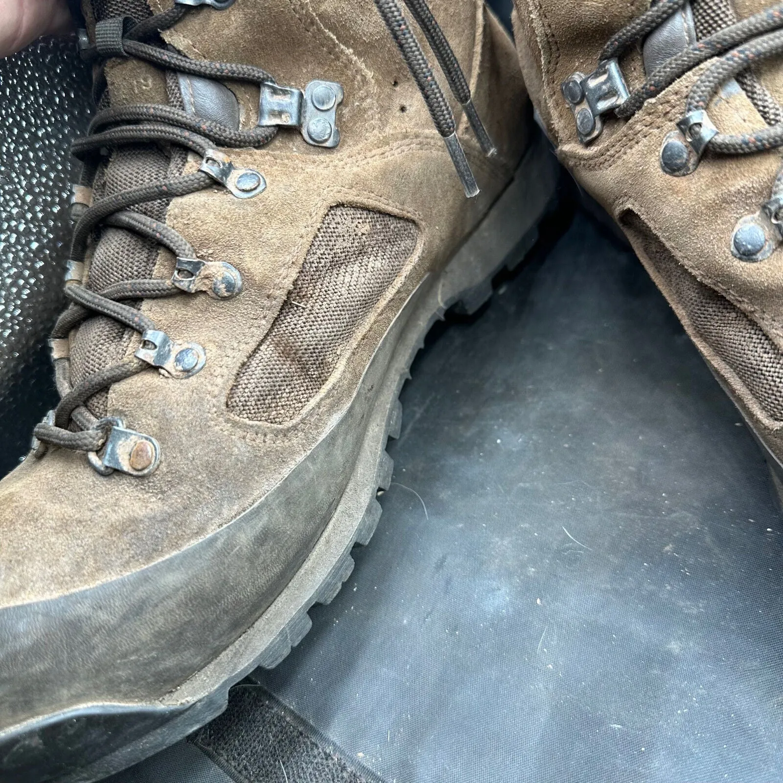 Army Brown Leather Iturri High Top Combat Boots - Size EU 47 - UK 12