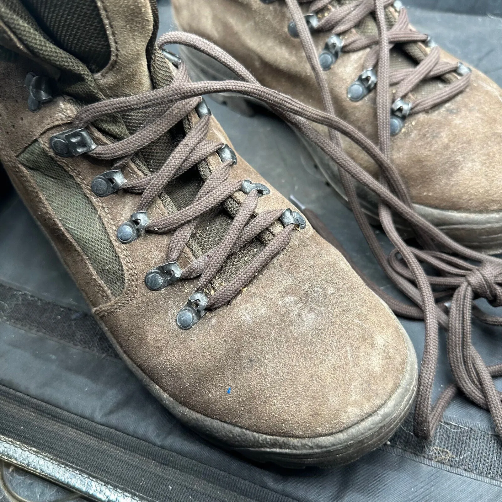 Army Brown Leather Meindl High Top Combat Patrol Boots - Size EU 45 - UK 10W