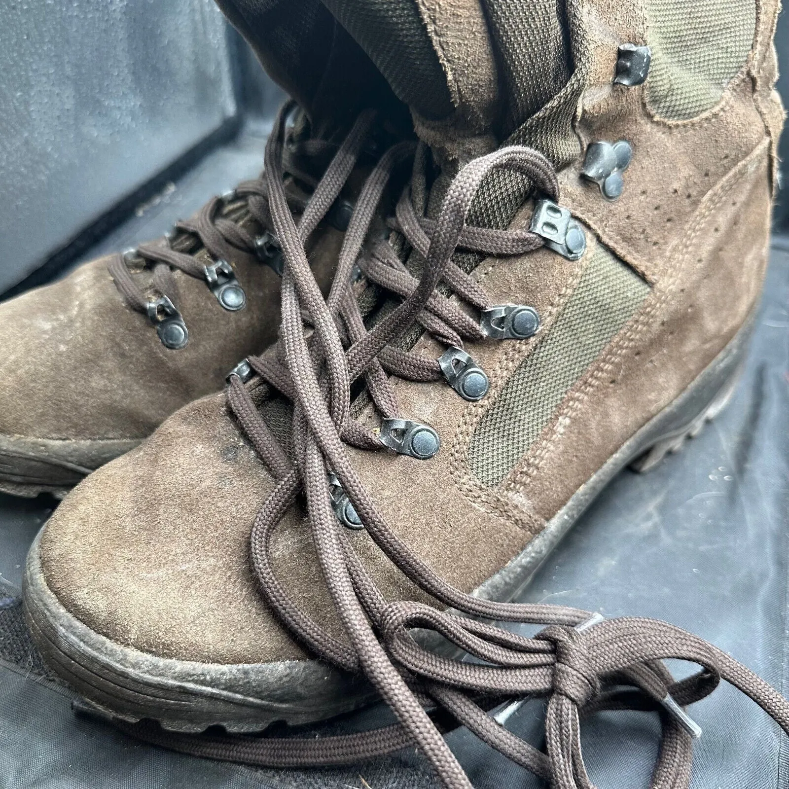 Army Brown Leather Meindl High Top Combat Patrol Boots - Size EU 45 - UK 10W