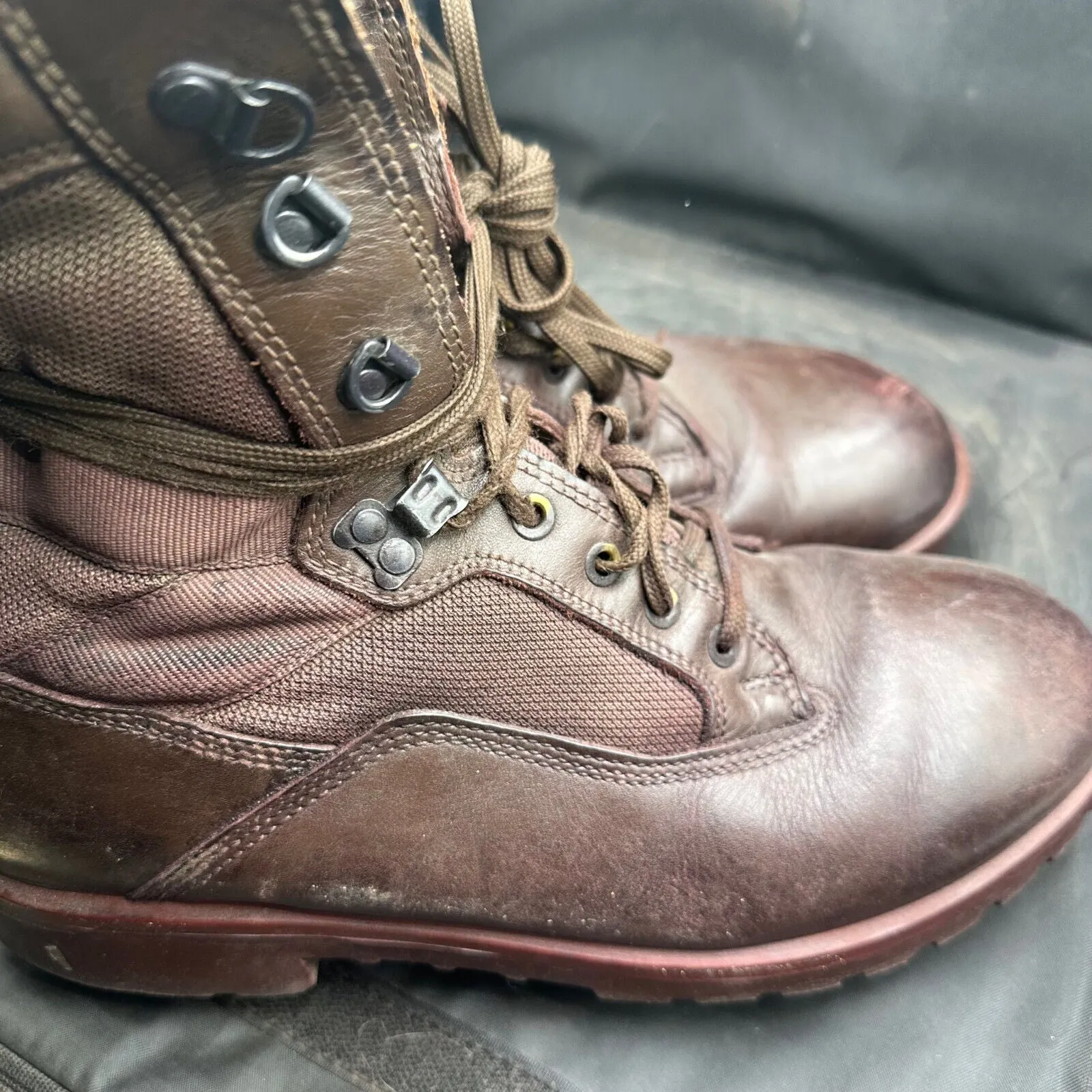 Army Brown Leather YDS Patrol Combat Boots - Size EU 42 - UK 8M