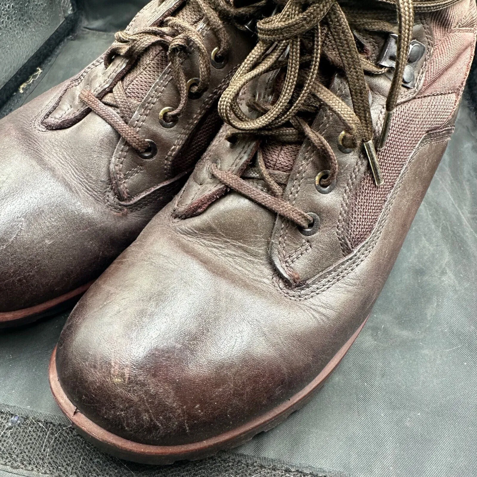 Army Brown Leather YDS Patrol Combat Boots - Size EU 42 - UK 8M