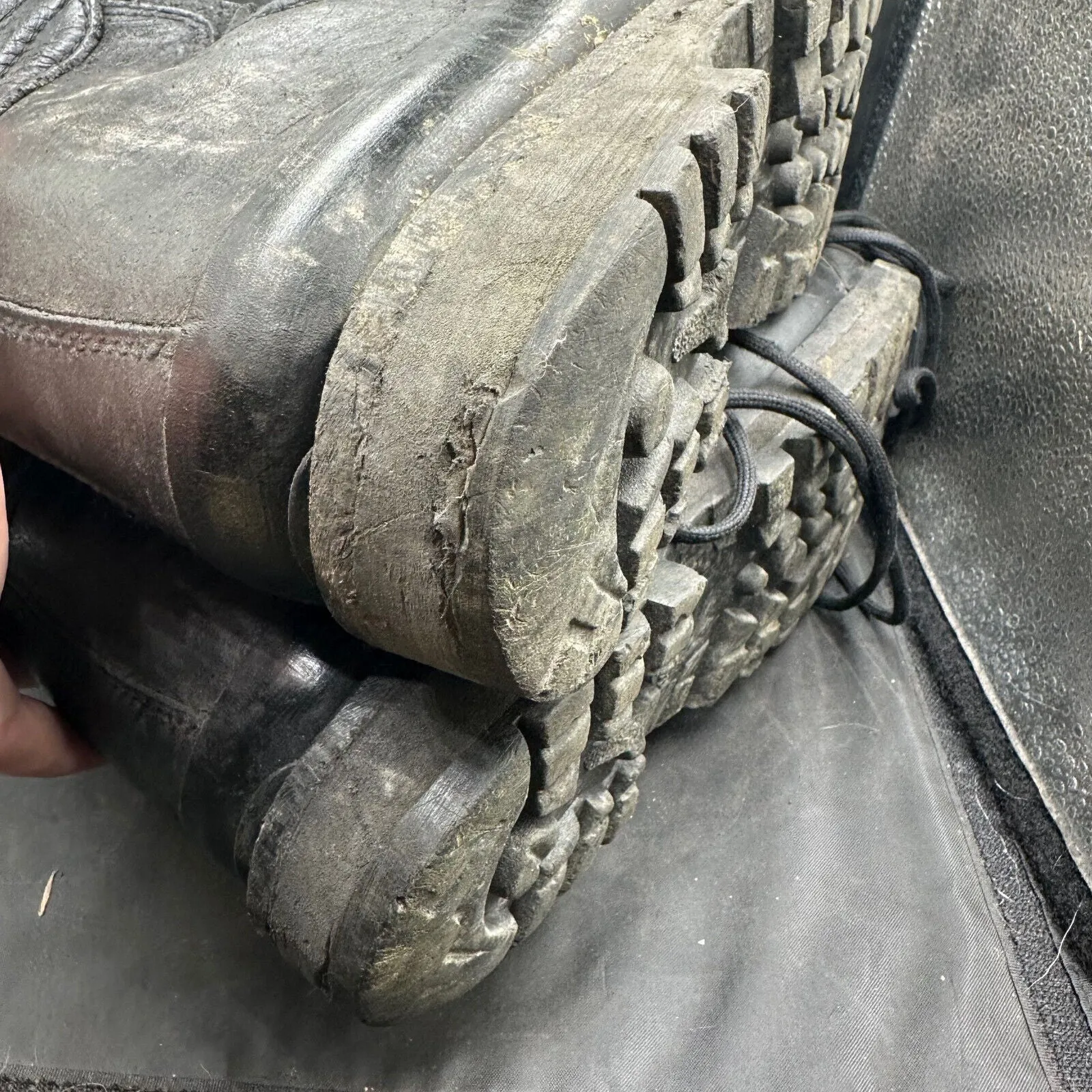 Austrian Army Black Leather Heavy Duty Combat Boots - Size EU 44 - UK 9.5
