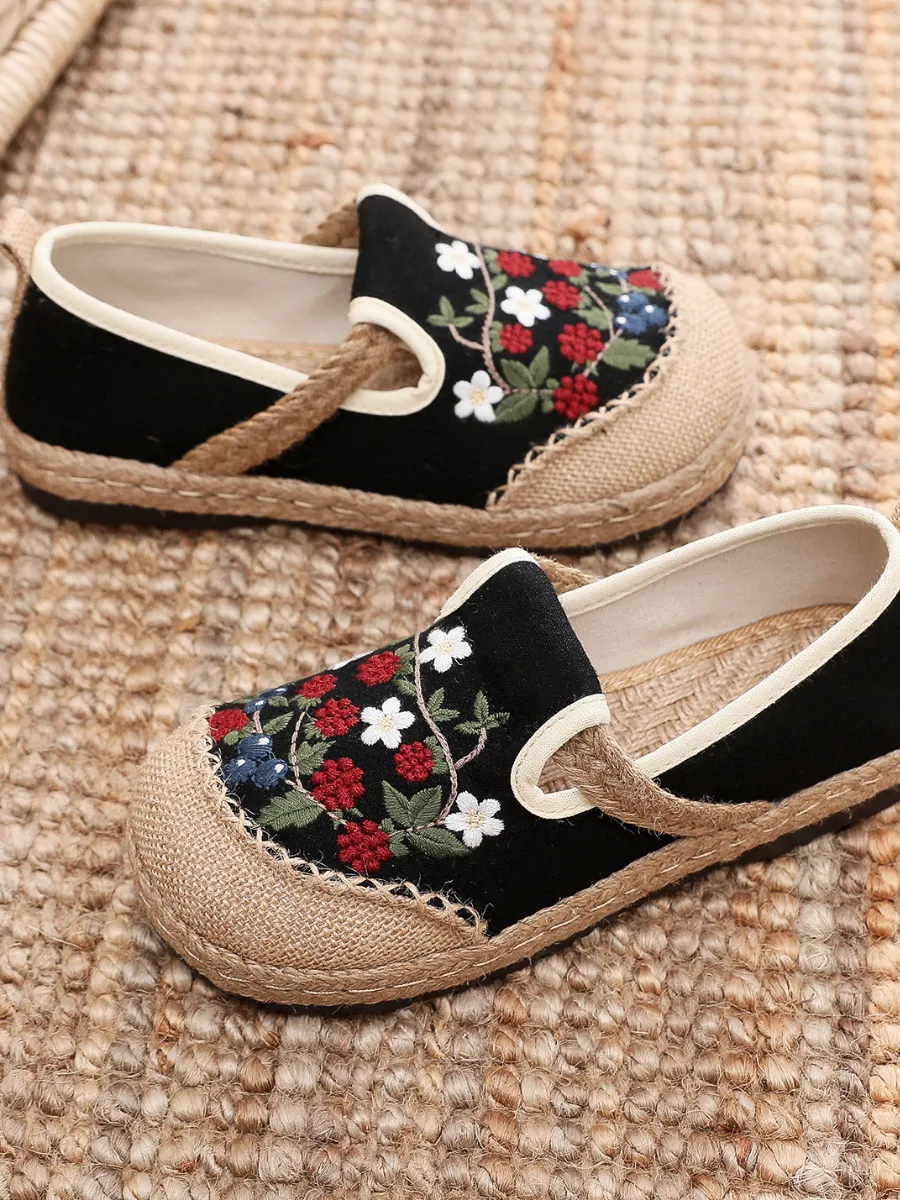 Berry Daisy Embroidered Linen Round Toe Espadrilles Loafers - Black