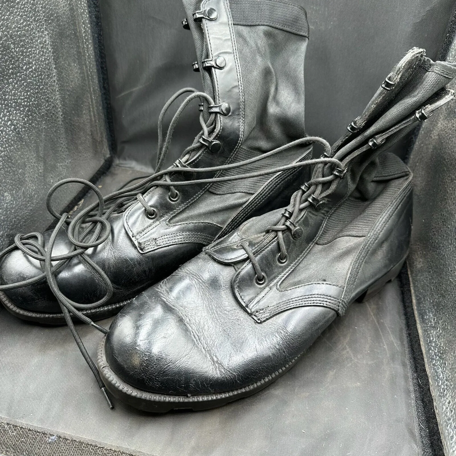 British Army Black Leather Army Combat Boots - Wellco - Size 10 1/2