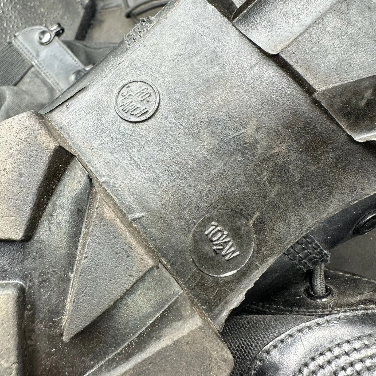 British Army Black Leather Army Combat Boots - Wellco - Size 10 1/2