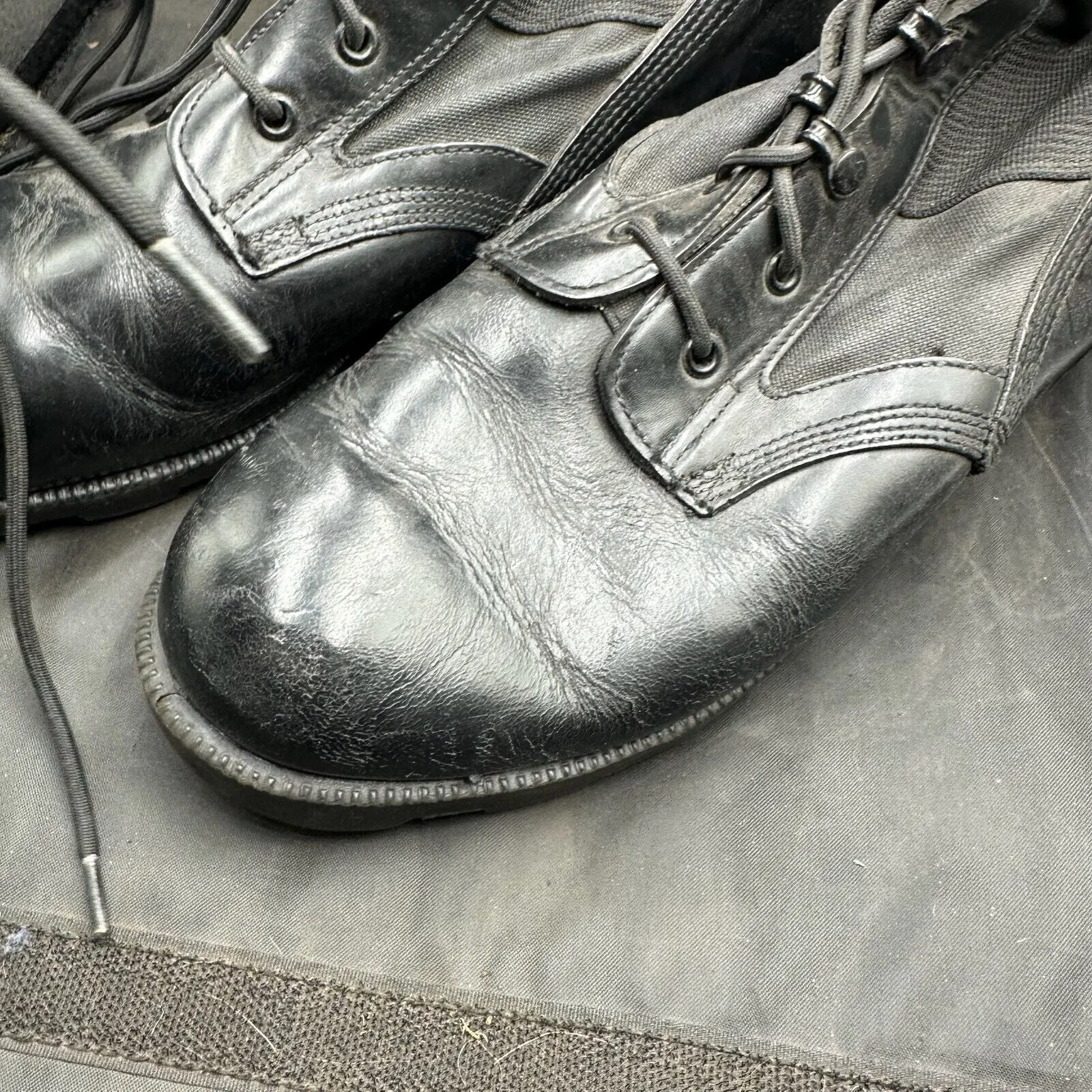 British Army Black Leather Army Combat Boots - Wellco - Size 10 1/2