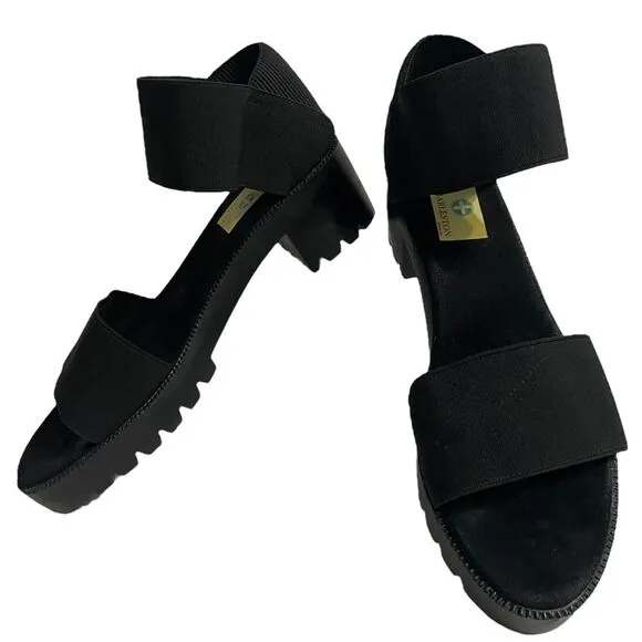 CHARLESTON SHOE CO. Original Monterey Sandal. Black insoles, black straps. Sz 10