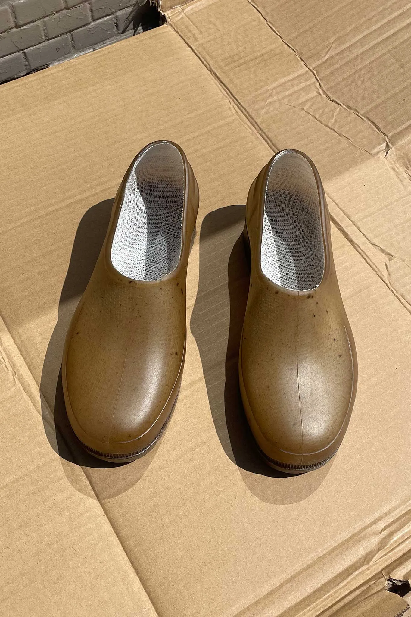 COMING JULY 2025 - Plasticana Gardana Clogs