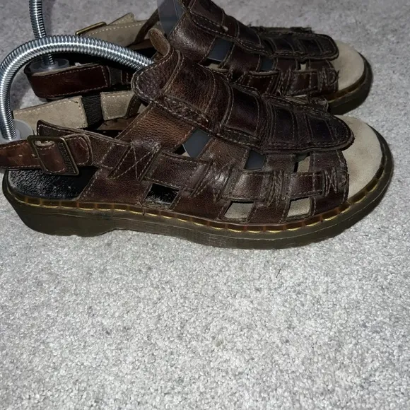 Dr Marten Sandals Mens 12 M AW004  Fisherman Slingback Brown Leather Buckled 90s