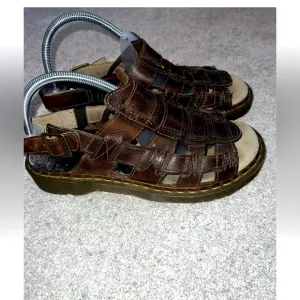 Dr Marten Sandals Mens 12 M AW004  Fisherman Slingback Brown Leather Buckled 90s