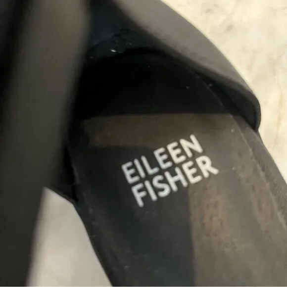 Eileen Fisher Noni Strappy Sandals with heel zipper, 7.5, NWOB, in Black