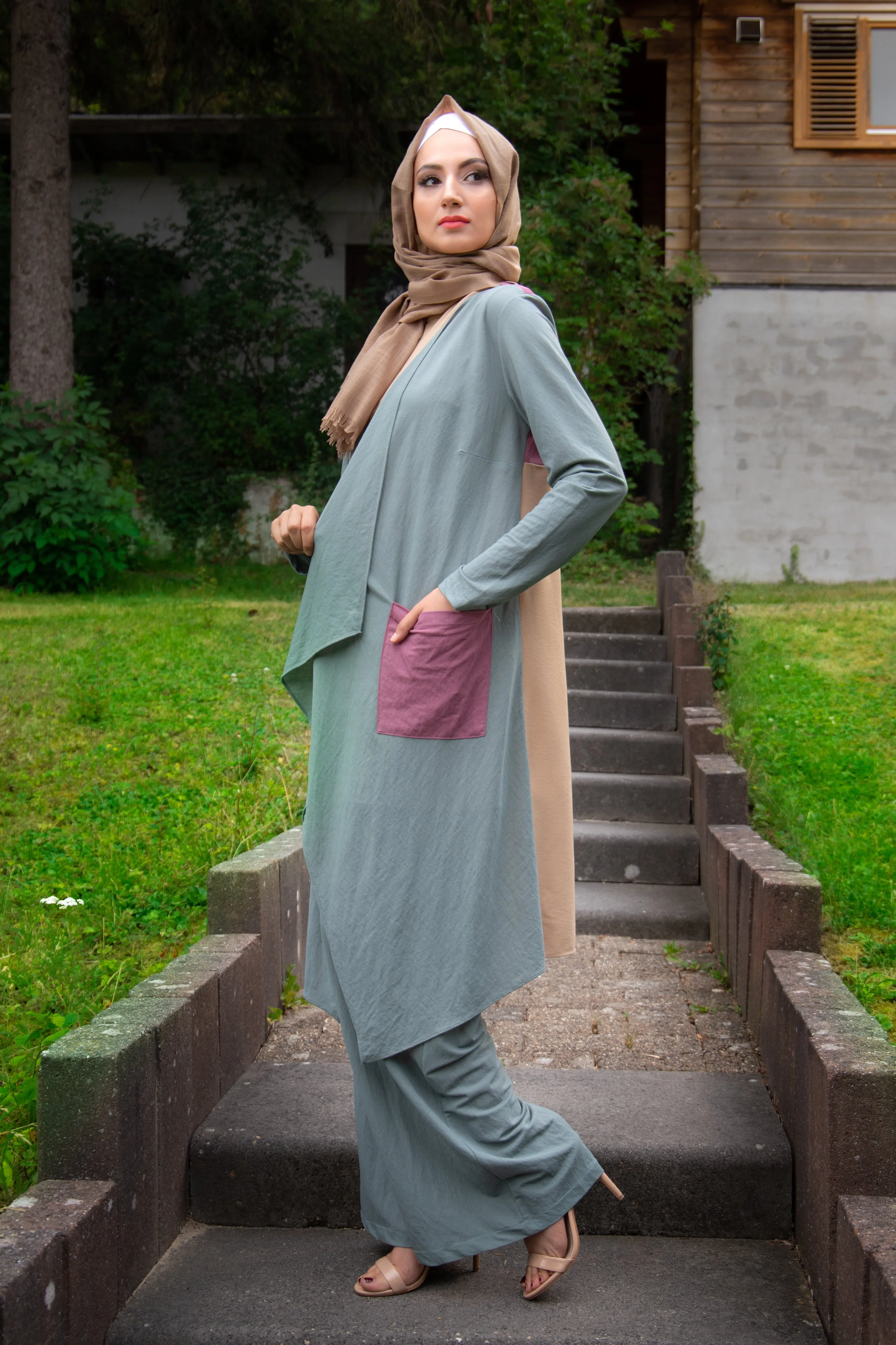 Elegant Three-Piece Outfit | By Puane