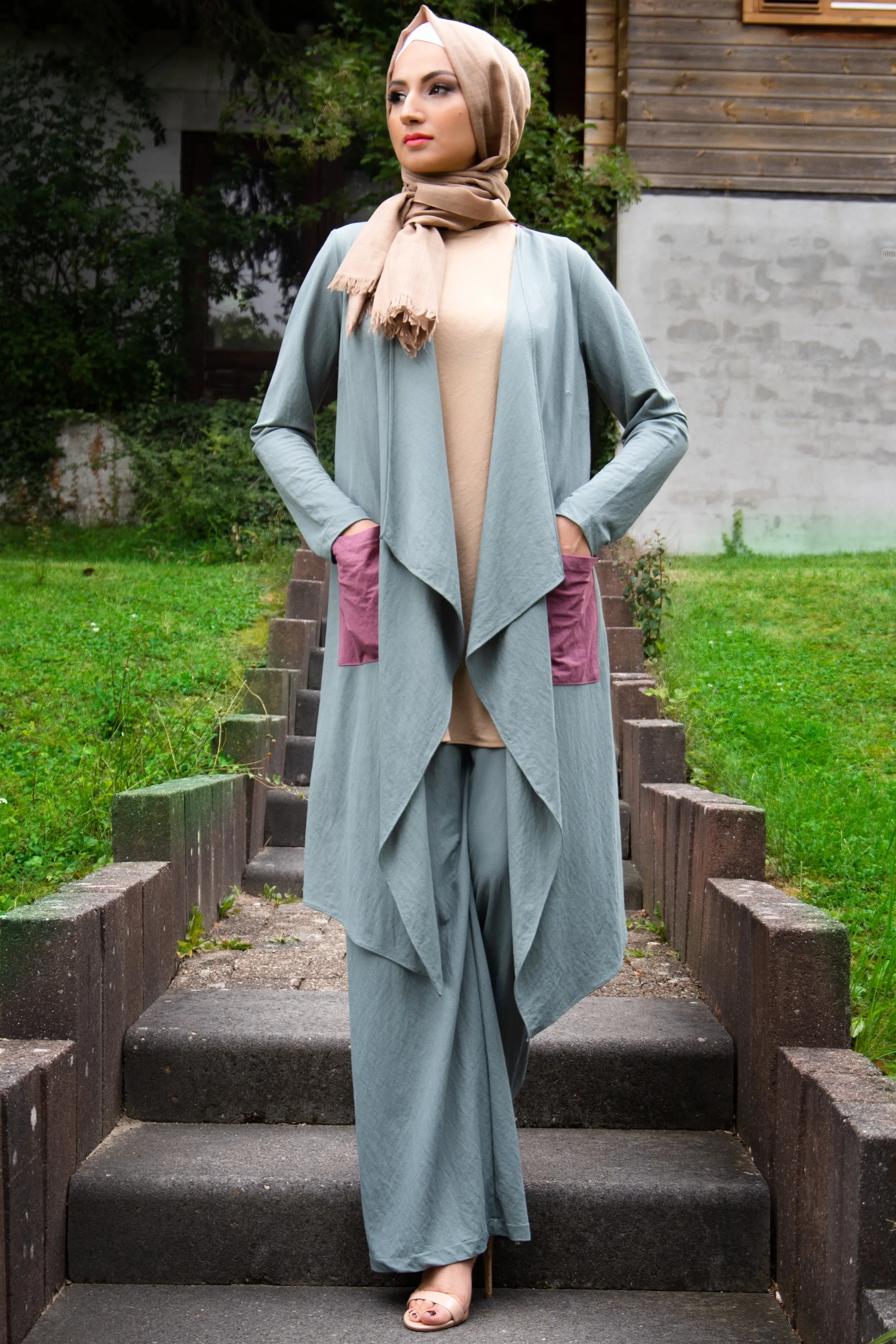 Elegant Three-Piece Outfit | By Puane