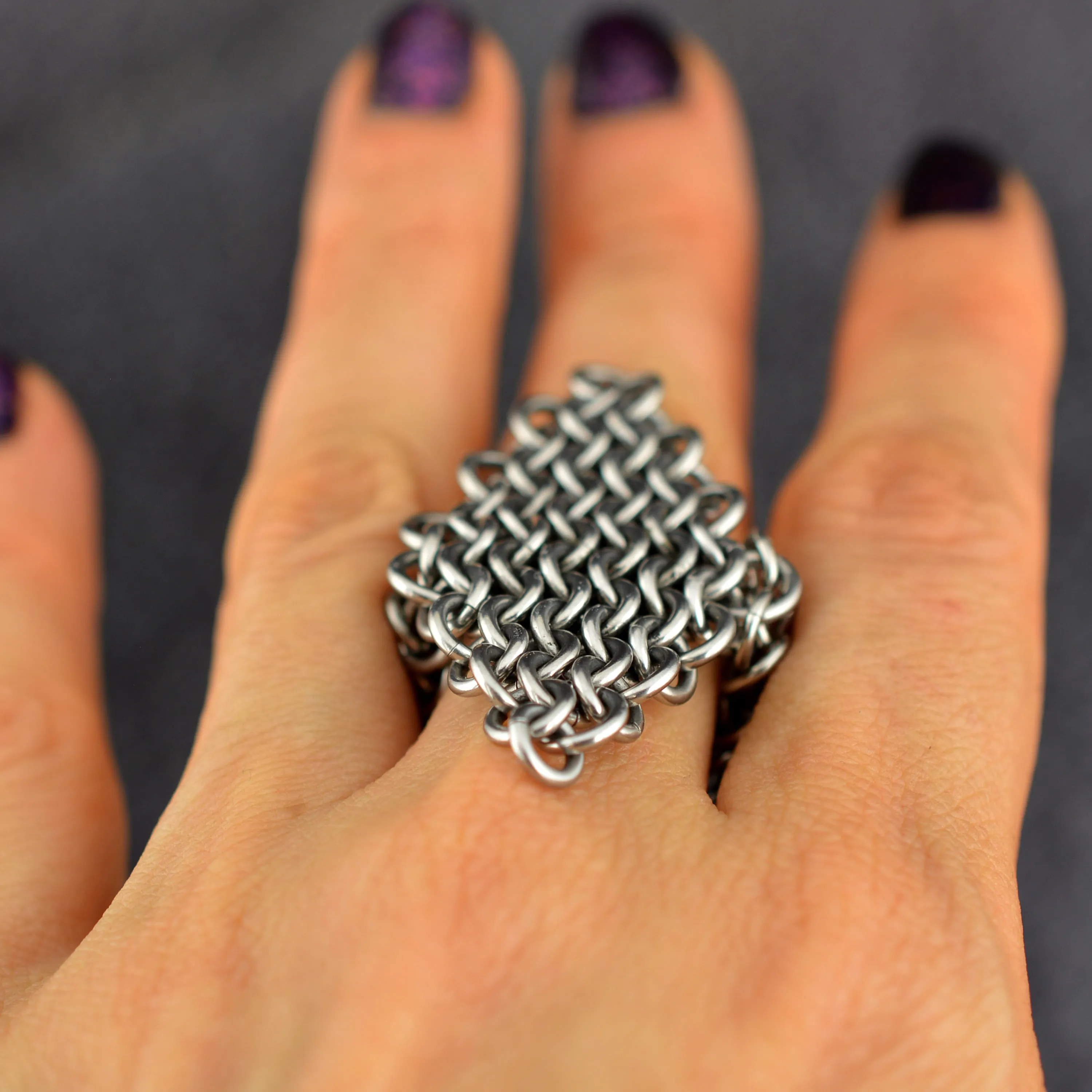Finger Armor - Mesh Diamond Statement Ring