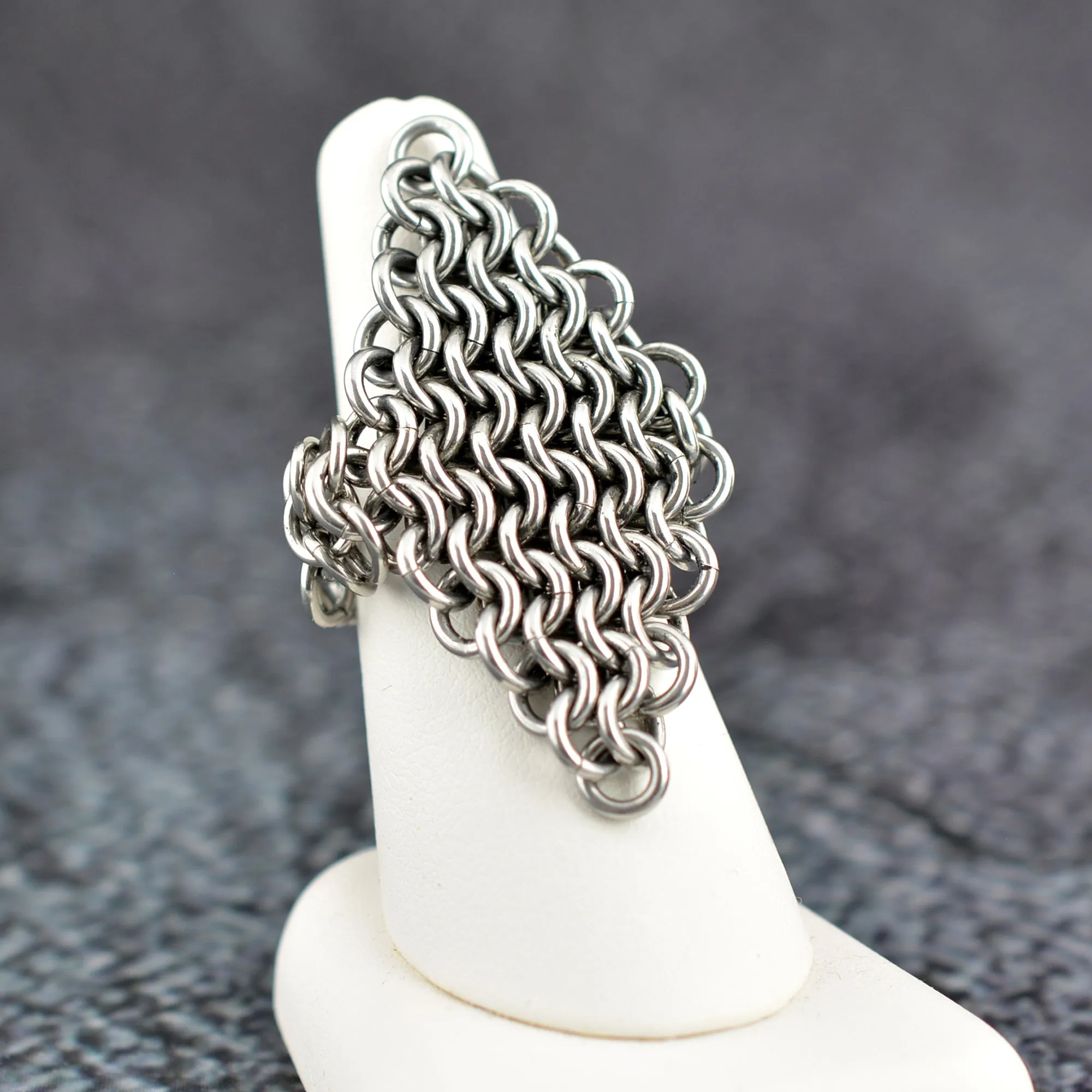 Finger Armor - Mesh Diamond Statement Ring