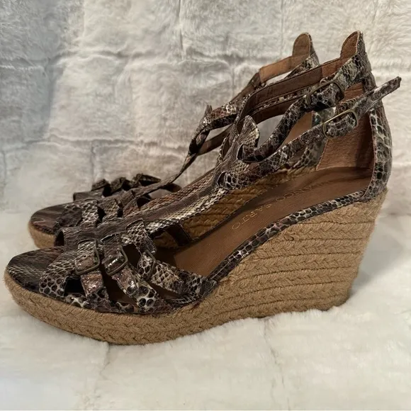 Franco Sarta Espadrille Wedge Sandal Shoes. Size 7.5. Adjustable Buckles.T strap