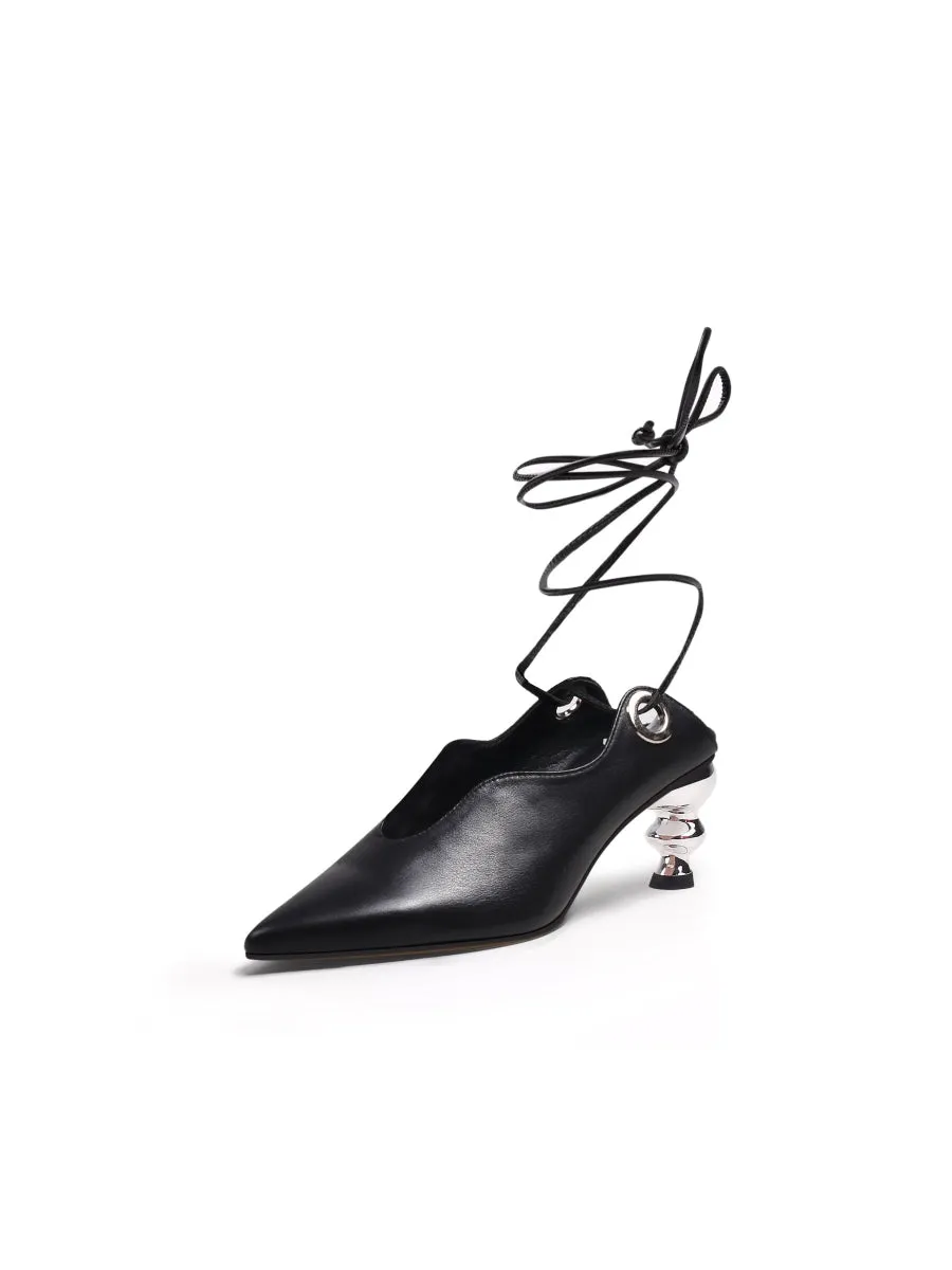 Kettle-Heel Scalloped Edges Pump - Black