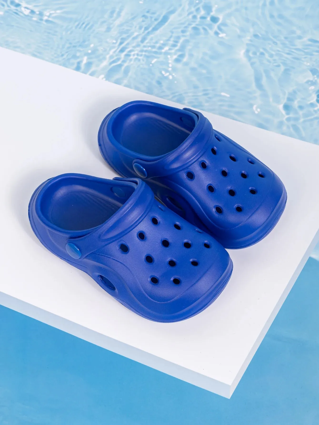Kids Clogs Boys Girls Toddler Slip On Slide Garden Shoes Summer Outdoor Lightweight Beach Pool Kids Sandals Slippers Water Clogs