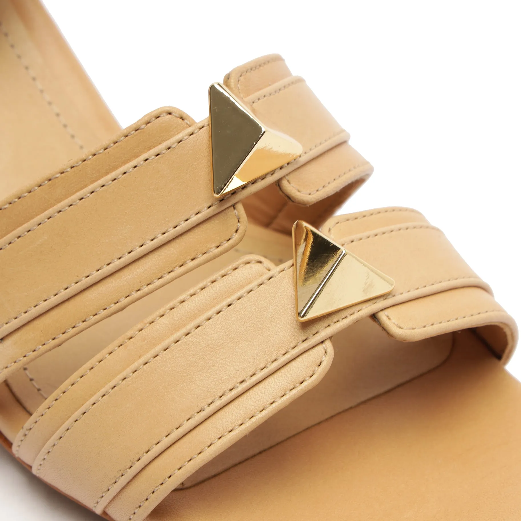Kyrie Mid Leather Sandal