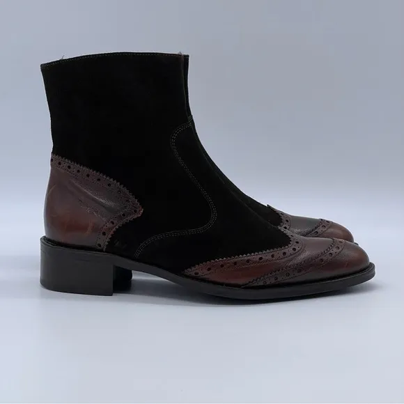 Lottusse Ankle Boots.