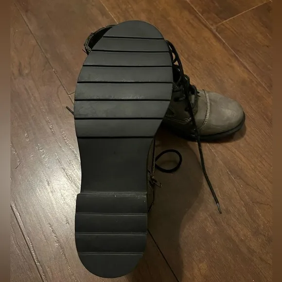 Madden Girl boots, size 6.5 NWOT