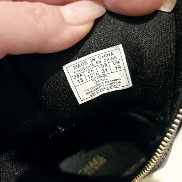 Michael Kors Kids Girls Signature Vegan Leather Black Boots Size 13