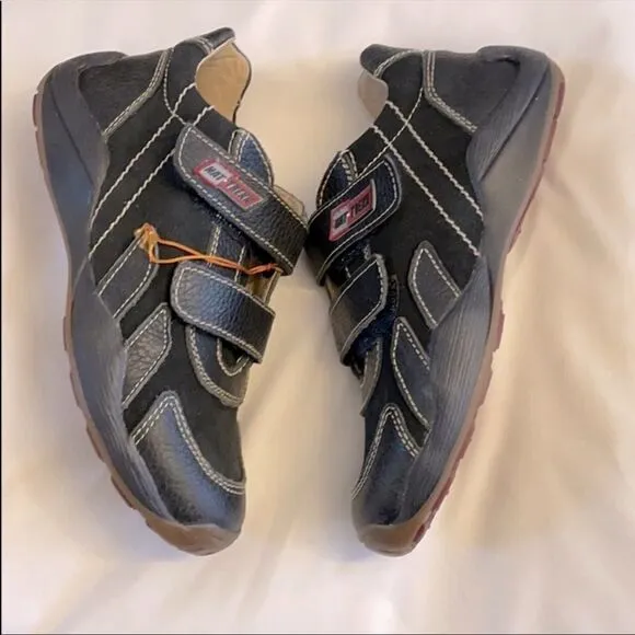 NATURINO SPORT DARK BLUE SNEAKERS.  NEW.