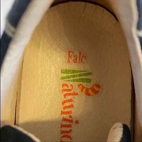 NATURINO SPORT DARK BLUE SNEAKERS.  NEW.