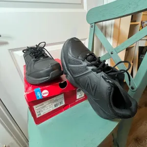 New Balance Black Wide Sneakers
