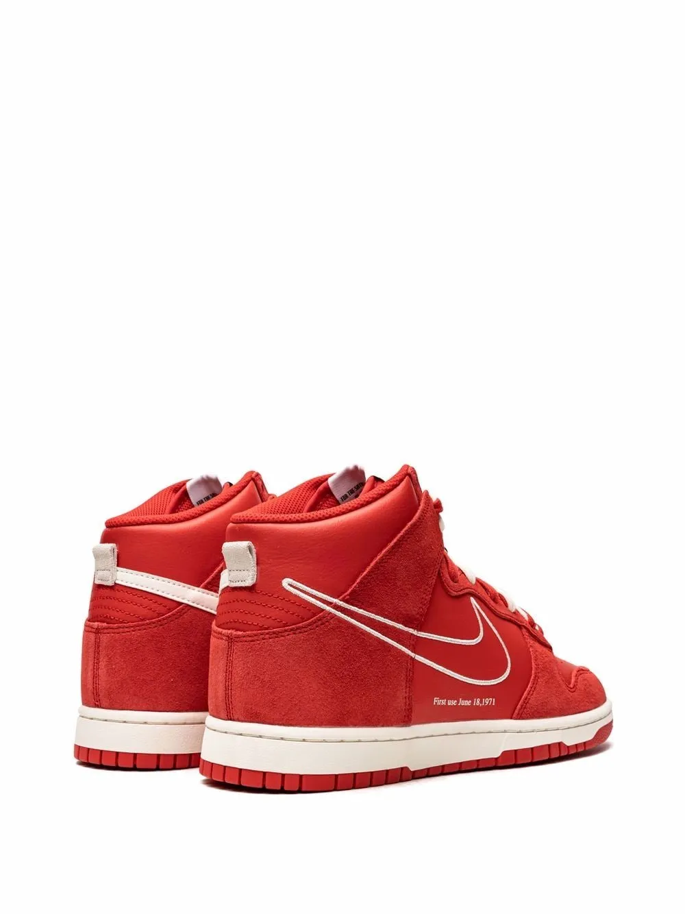 Nike Dunk Hi SE sneakers