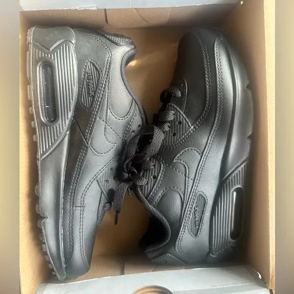 Nike Kids Black Sneakers
