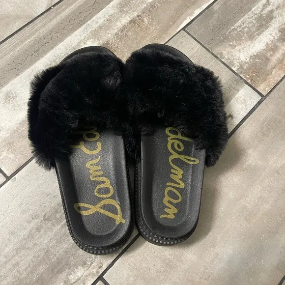 NWOB Sam Edelman Blaire faux fur slip on sandals
