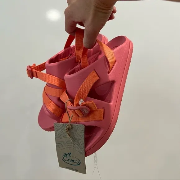 NWT Chaco Girls Chillos Sport Sandals