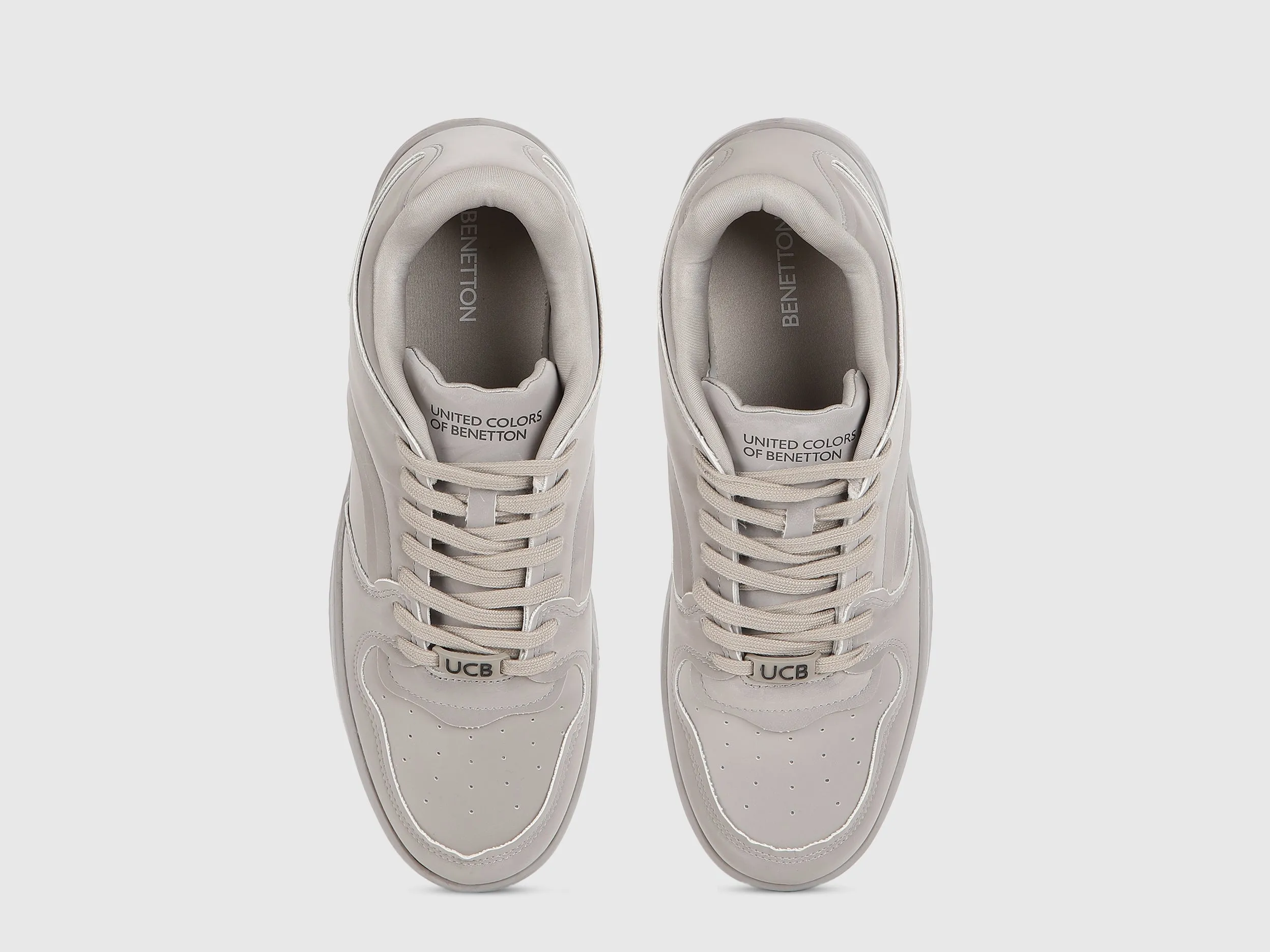 Perforated Pattern Lace-Up Casual Sneakers