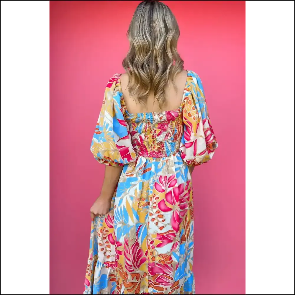 Rose Red Tropical Dress: Smockin Hot, not Chokin on Style 🔥