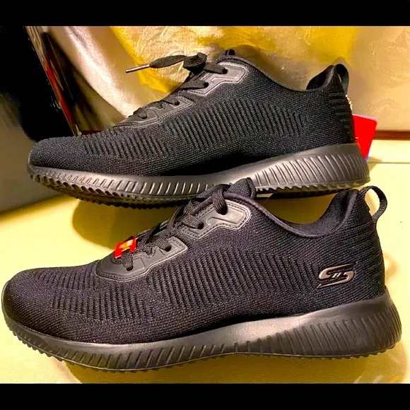 SKECHERS BOBS SQUAD TOUGH TALK BLACK MEMORY FOAM SNEAKERS