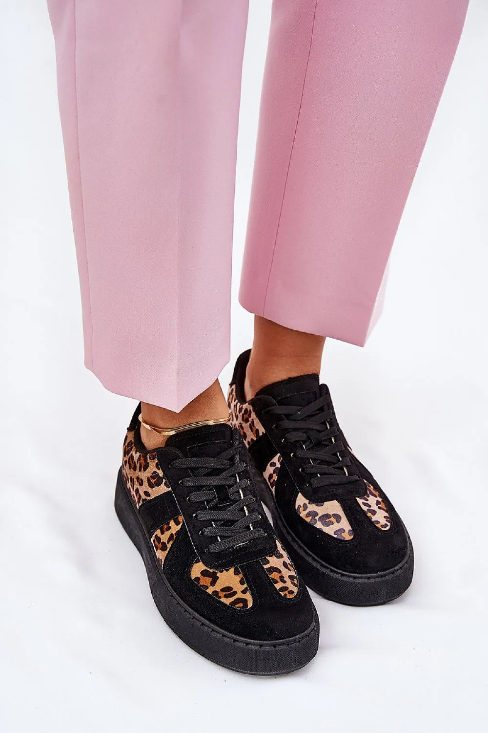 Sport Shoes