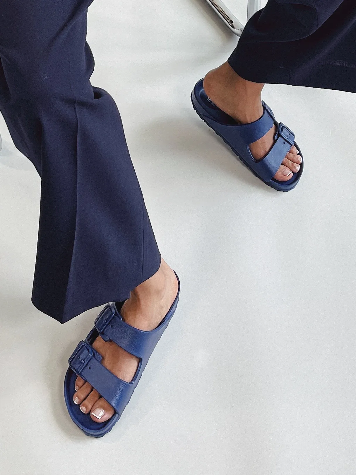 thies 1856 ® Ecofoam Sandal vegan navy